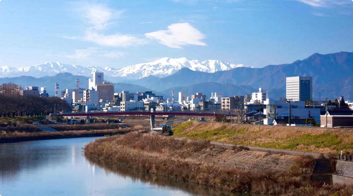 Melhores ofertas de aluguel de carros em Fukui